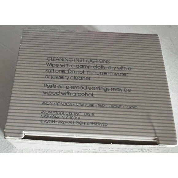 Rare Vintage Timeless Style Clip Hoops - Antique-like Silver Tone Earrings - NIB - Picture 5 of 5